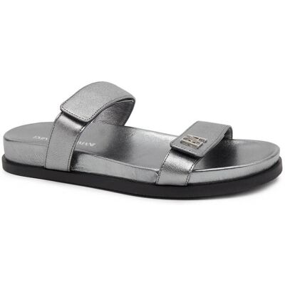 Giorgio Armani Emporio Armani Skórzane klapki srebrny 38 Giorgio Armani Emporio Armani Skórzane klapki srebrny 38