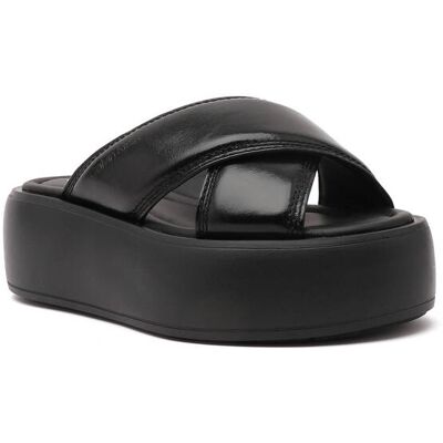 Calvin Klein Skórzane klapki BUBBLE SLIDE czarny 40 Calvin Klein Skórzane klapki BUBBLE SLIDE czarny 40