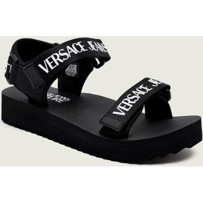 Versace Jeans Couture Sandały FONDO MIAMI DIS. SX4 czarny 38 Versace Jeans Couture Sandały FONDO MIAMI DIS. SX4 czarny 38