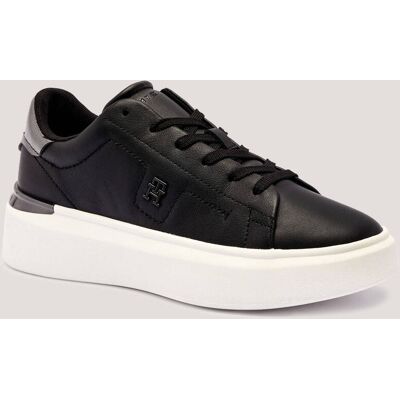 Tommy Hilfiger Skórzane sneakersy CHIC czarny 37 Tommy Hilfiger Skórzane sneakersy CHIC czarny 37