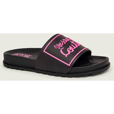 Versace Jeans Couture Klapki FONDO SHELLY DIS. SQ2 czarny 37 Versace Jeans Couture Klapki FONDO SHELLY DIS. SQ2 czarny 37