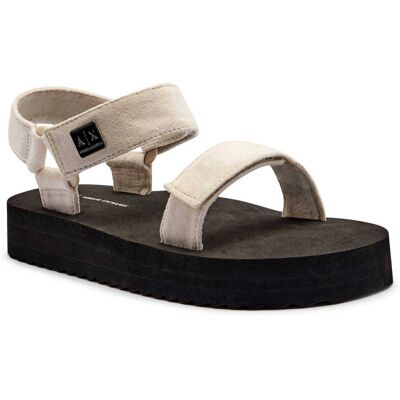 Giorgio Armani Exchange Sandały biały 40 Giorgio Armani Exchange Sandały biały 40