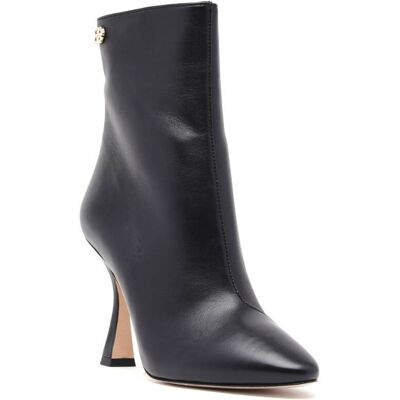 BluGirl Blumarine Skórzane botki czarny 40 BluGirl Blumarine Skórzane botki czarny 40