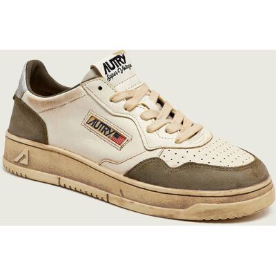 Autry Skórzane sneakersy Medalist Super Vintage zamsz beżowy 41 Autry Skórzane sneakersy Medalist Super Vintage zamsz beżowy 41