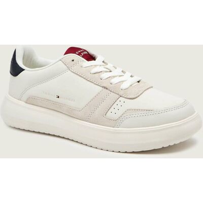 Tommy Hilfiger Skórzane sneakersy MODERN LIGHTCUP zamsz ecru 43 Tommy Hilfiger Skórzane sneakersy MODERN LIGHTCUP zamsz ecru 43