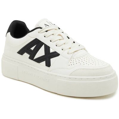 Giorgio Armani Exchange Sneakersy zamsz biały 41 Giorgio Armani Exchange Sneakersy zamsz biały 41