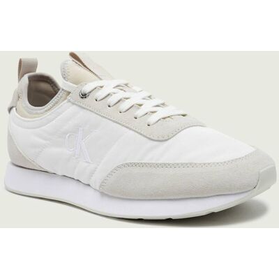 Calvin Klein Sneakersy RETRO RUNNER zamsz biały 42 Calvin Klein Sneakersy RETRO RUNNER zamsz biały 42