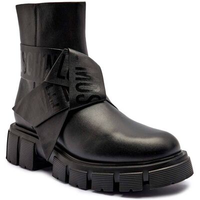 Love Moschino Skórzane botki na platformie czarny 40 Love Moschino Skórzane botki na platformie czarny 40