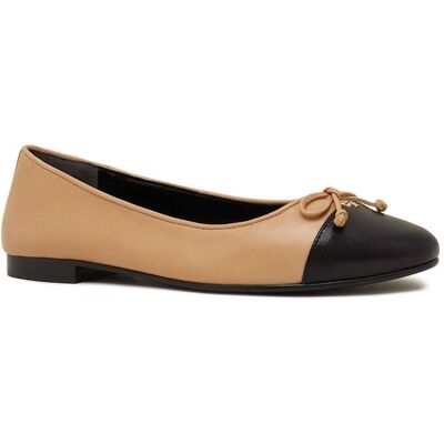 TORY BURCH Skórzane baleriny CAP-TOE brązowy 39 TORY BURCH Skórzane baleriny CAP-TOE brązowy 39