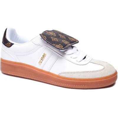 Guess Sneakersy OLEEZA zamsz biały 37 Guess Sneakersy OLEEZA zamsz biały 37