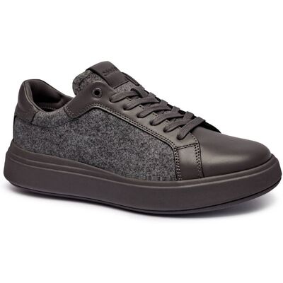 Calvin Klein Sneakersy z dodatkiem skóry szary 41 Calvin Klein Sneakersy z dodatkiem skóry szary 41