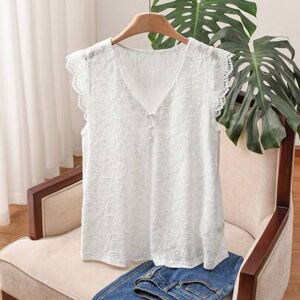 SHEIN Plus Size Solid Color Lace Trim Simple And Elegant T-shirt, Letnia koszulka z krótkim rękawem, Wakacje, Letnia odzież damska, Codzienny ubiór