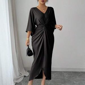 SHEIN Elegancka dzianinowa sukienka damska z dekoltem w serek i skręconym wzorem, z rękawami typu nietoperz i średniej długości
