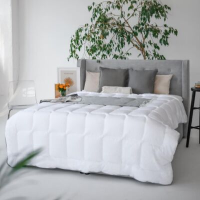 Kołdra Lyocell Hilding 155/ 155/160x200 cm Całoroczna 60% Lyocell / 40% włókno poliestrowe Kołdra Lyocell Hilding 155/ 155/160x200 cm Całoroczna 60% Lyocell / 40% włókno poliestrowe