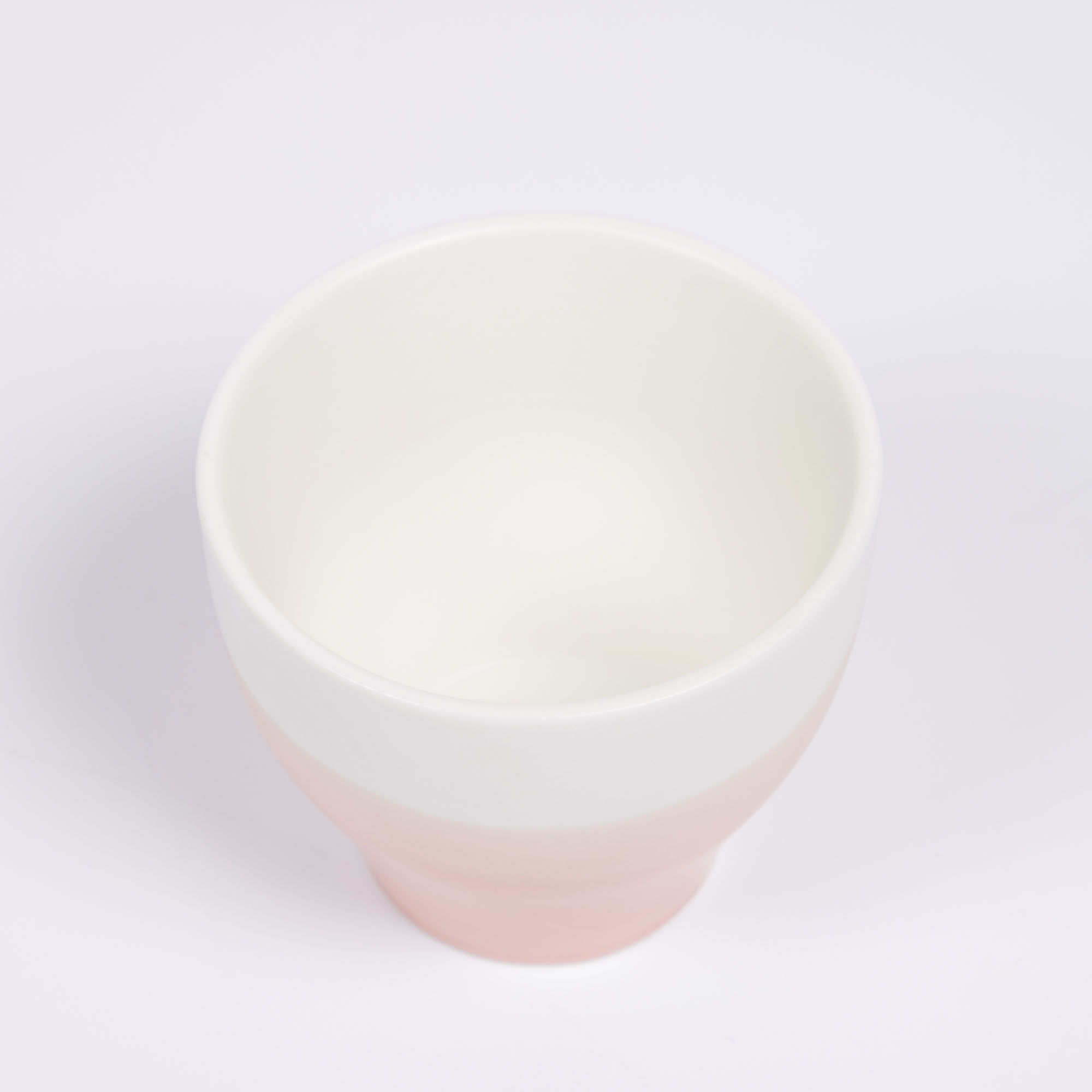 Kave Home Chávena de café Sayuri de porcelana rosa e branco