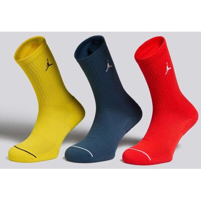 Meias Altas Jordan Everyday Pack 3 Multicor tamanho S Meias Altas Jordan Everyday Pack 3 Multicor tamanho S