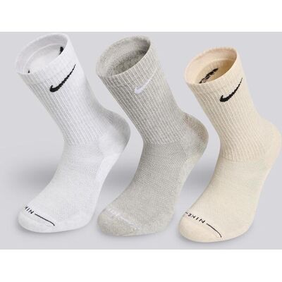 Meias Altas Nike Everyday Elevated Pack 3 tamanho M Meias Altas Nike Everyday Elevated Pack 3 tamanho M