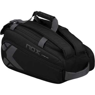 Saco Padel Nox Street Series - Descubra a nova coleção STREET de sacos de raquete concebidos para satisfazer as suas necessidades, mantendo o estilo clássico NOX, mas com um toque urbano. O saco de raquete Street foi concebido MKP Saco Padel Nox Street Series - Descubra a nova coleção STREET de sacos de raquete concebidos para satisfazer as suas necessidades, mantendo o estilo clássico NOX, mas com um toque urbano. O saco de raquete Street foi concebido MKP