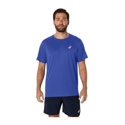 Asics para homem. 2011D221 T-shirt Core Ss azul (S), Casual, Esportivo, Multisport, Manga curta Asics para homem. 2011D221 T-shirt Core Ss azul (S), Casual, Esportivo, Multisport, Manga curta