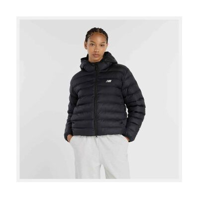 New Balance para mulher. WO53500 Casaco Puffer Sport Essentials preto (M), Casual, Poliéster New Balance para mulher. WO53500 Casaco Puffer Sport Essentials preto (M), Casual, Poliéster