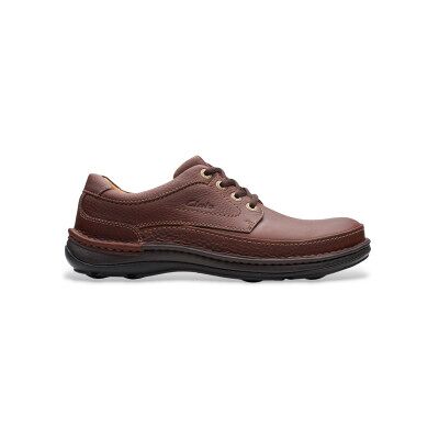 Clarks para homem. 20339005 Nature Three sapatos de couro castanhos (39.5), Marrom, Plano, Cordão, Casual Clarks para homem. 20339005 Nature Three sapatos de couro castanhos (39.5), Marrom, Plano, Cordão, Casual