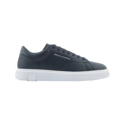 A X Armani Exchange para homem. XUX123XV53400285 Sapatilhas de couro Action azul-marinho (44), Plano, Cordão, Casual A X Armani Exchange para homem. XUX123XV53400285 Sapatilhas de couro Action azul-marinho (44), Plano, Cordão, Casual