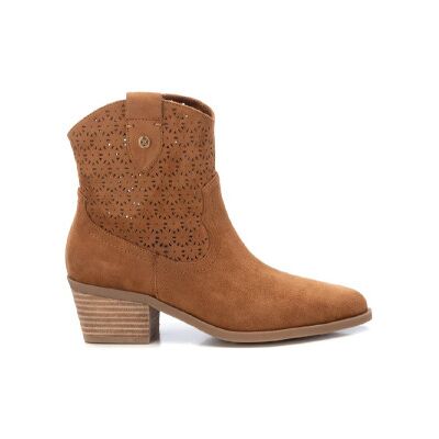 Xti para mulher. 14388502-CAMEL Botins em pele 143885 castanho (37), Couro, Marrom, 5 a 8cm, Zíper, Casual Xti para mulher. 14388502-CAMEL Botins em pele 143885 castanho (37), Couro, Marrom, 5 a 8cm, Zíper, Casual