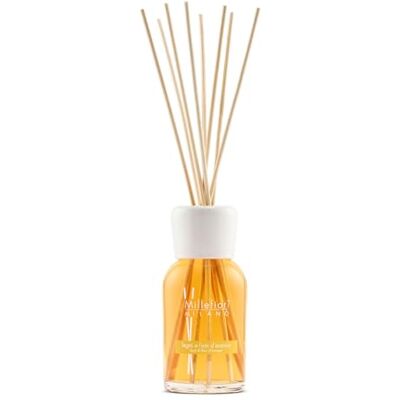 Millefiori Milano Difusor de varetas em Rattan 250 ml, Legni e Fiori d'Arancio, aroma fresco cítrico com Neroli, flores de Azahar e madeira elegantes, cor amarela Millefiori Milano Difusor de varetas em Rattan 250 ml, Legni e Fiori d'Arancio, aroma fresco cítrico com Neroli, flores de Azahar e madeira elegantes, cor amarela