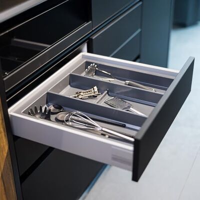 Spetebo Inserção multifuncional para gavetas de cozinha, sistema de armazenamento cinzento ardósia para 60 x 50 cm, gaveta para talheres, bandeja para talheres e especiarias Spetebo Inserção multifuncional para gavetas de cozinha, sistema de armazenamento cinzento ardósia para 60 x 50 cm, gaveta para talheres, bandeja para talheres e especiarias