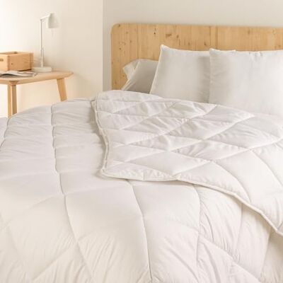 NATURALS Edredão Nórdico de Microfibra 4 Estações (250+120 Gramas) Edredão Nórdico para Cama 180 (260x220 cm) Acolchoado em Rombos com Toque de Pena Leve, Antialérgico, Transpirável e NATURALS Edredão Nórdico de Microfibra 4 Estações (250+120 Gramas) Edredão Nórdico para Cama 180 (260x220 cm) Acolchoado em Rombos com Toque de Pena Leve, Antialérgico, Transpirável e