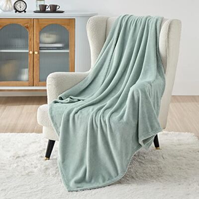 Bedsure manta para sofá, manta polar fofa, quente e macia para o inverno, pequena e para crianças, para estar e abraçar Bedsure manta para sofá, manta polar fofa, quente e macia para o inverno, pequena e para crianças, para estar e abraçar