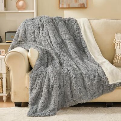 EMME Cobertor fofo, 220 x 240 cm, de cabelo sintético, muito macio, aconchegante, quente, reversível, manta de forro polar para sofá e cama, cinzento Manta polar reversible piel sintética, suave y cálida. Manta sofa y manta cama para sofá y cama, color EMME Cobertor fofo, 220 x 240 cm, de cabelo sintético, muito macio, aconchegante, quente, reversível, manta de forro polar para sofá e cama, cinzento Manta polar reversible piel sintética, suave y cálida. Manta sofa y manta cama para sofá y cama, color