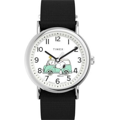 Timex Unisex Analogue Quartz Watch with a Fabric Strap Peanuts Weekender Timex Unisex Analogue Quartz Watch with a Fabric Strap Peanuts Weekender