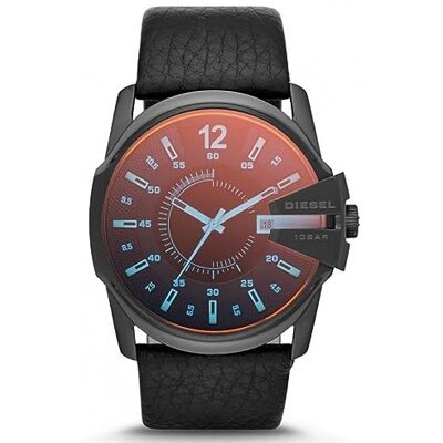 Diesel Relógio Master Chief Series para Homem, Movimento de Data de Três Ponteiros com Bracelete de Aço Inoxidável ou Pele Diesel Relógio Master Chief Series para Homem, Movimento de Data de Três Ponteiros com Bracelete de Aço Inoxidável ou Pele