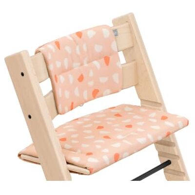 Stokke Almofada antiderrapante Tripp Trapp® rosa caramelo Almofada acolchoada para cadeira alta compatível com Tripp Trapp®, confortável, fácil de instalar e lavar. Stokke Almofada antiderrapante Tripp Trapp® rosa caramelo Almofada acolchoada para cadeira alta compatível com Tripp Trapp®, confortável, fácil de instalar e lavar.