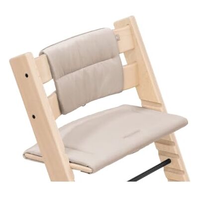 Stokke Almofada antiderrapante Tripp Trapp® bege Almofada acolchoada para cadeira alta compatível com Tripp Trapp®, confortável, fácil de instalar e lavar. Stokke Almofada antiderrapante Tripp Trapp® bege Almofada acolchoada para cadeira alta compatível com Tripp Trapp®, confortável, fácil de instalar e lavar.