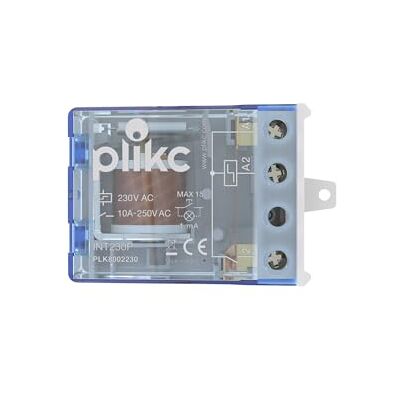 plikc Relé eletromecânico de impulsos circuito bobina e contactos de excitação comum. Alimentação 230 Vac (interruptor) plikc Relé eletromecânico de impulsos circuito bobina e contactos de excitação comum. Alimentação 230 Vac (interruptor)