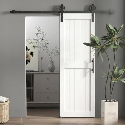 HOMCOM Porta de correr de celeiro com ferragens 71,5 x 213,4 cm, branco Porta de correr de interior, alça de rolo e guia de chão melhorados, para casa de banho sala de estar HOMCOM Porta de correr de celeiro com ferragens 71,5 x 213,4 cm, branco Porta de correr de interior, alça de rolo e guia de chão melhorados, para casa de banho sala de estar