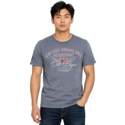 Geographical Norway Jross Men T-shirt homem manga curta algodão gola redonda estampado frontal bandeira detalhe Badge manga estilo casual leve confortável verão roupa homem moderna Geographical Norway Jross Men T-shirt homem manga curta algodão gola redonda estampado frontal bandeira detalhe Badge manga estilo casual leve confortável verão roupa homem moderna