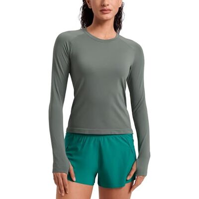 CRZ YOGA Mulheres Sem Costura com Cordão de Orelha Exercício Camisas de Manga Longa Secagem Rápida, Sábio Cinzento CRZ YOGA Mulheres Sem Costura com Cordão de Orelha Exercício Camisas de Manga Longa Secagem Rápida, Sábio Cinzento