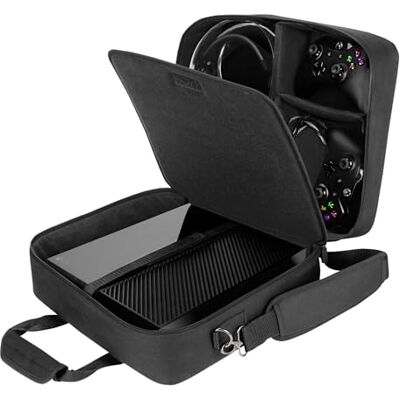USA Gear Capa bolsa de transporte de consolas compatível com todos os modelos PS4 alça de ombro acolchoada e armazenamento de acessórios para controladores, cabos e auriculares preto USA Gear Capa bolsa de transporte de consolas compatível com todos os modelos PS4 alça de ombro acolchoada e armazenamento de acessórios para controladores, cabos e auriculares preto