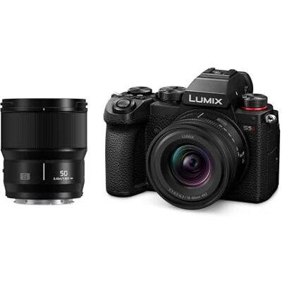 Panasonic DC-S5DWE-K Lumix S5D Corpo de câmara sem Espelho de fotograma Completo, 24.2MP, gravação 4K 60P, Live View Finder, Wi-Fi, Bluetooth e Objectivas S-R1840E 18-40mm e S-S5M0E 50mm, S5D (Novo) Panasonic DC-S5DWE-K Lumix S5D Corpo de câmara sem Espelho de fotograma Completo, 24.2MP, gravação 4K 60P, Live View Finder, Wi-Fi, Bluetooth e Objectivas S-R1840E 18-40mm e S-S5M0E 50mm, S5D (Novo)