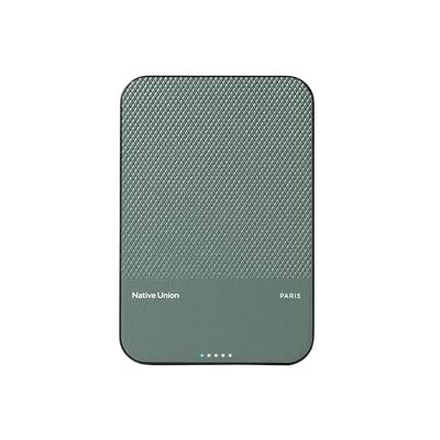 Native Union Bateria portátil (Re) Classic Power Bank Magnética compatível com MagSafe 5000 mAh 15 W Cabo USB-C incluído iPhone 16, 16 Plus, 16 Pro, 16 Pro Max, AirPods e muito mais (Verde Native Union Bateria portátil (Re) Classic Power Bank Magnética compatível com MagSafe 5000 mAh 15 W Cabo USB-C incluído iPhone 16, 16 Plus, 16 Pro, 16 Pro Max, AirPods e muito mais (Verde
