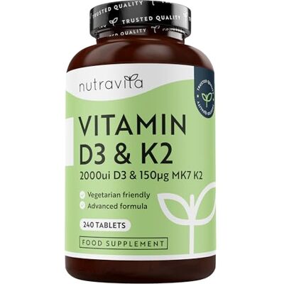 Nutravita Vitamina D3 e K2-240 comprimidos vegetarianos vitamina D e MK7 Vitamin D 2000 UI & Vitamin K 150 µg, a Vit D contribui para a manutenção dos ossos em condições normais (EFSA) Nutravita Vitamina D3 e K2-240 comprimidos vegetarianos vitamina D e MK7 Vitamin D 2000 UI & Vitamin K 150 µg, a Vit D contribui para a manutenção dos ossos em condições normais (EFSA)