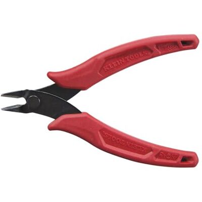 KLEIN TOOLS Alicate , alicates de corte diagonal com cortador de precisão são leves e ultrafinos para trabalhar em áreas confinadas, 5 polegadas KLEIN TOOLS Alicate , alicates de corte diagonal com cortador de precisão são leves e ultrafinos para trabalhar em áreas confinadas, 5 polegadas