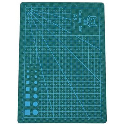 Walfront Tapete de corte Cutting Mat, 21 x 15 cm, ambos os lados grade e marcas para cortes profissionais, PVC – superfície auto-reparável (verde) Walfront Tapete de corte Cutting Mat, 21 x 15 cm, ambos os lados grade e marcas para cortes profissionais, PVC – superfície auto-reparável (verde)