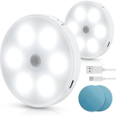 Aigostar 2 peças 6500 K luz noturna magnética LED com sensor de movimento, luz de armário autocolante USB recarregável, 0,5 W luz noturna para quarto, corredor, cozinha, escadas Aigostar 2 peças 6500 K luz noturna magnética LED com sensor de movimento, luz de armário autocolante USB recarregável, 0,5 W luz noturna para quarto, corredor, cozinha, escadas