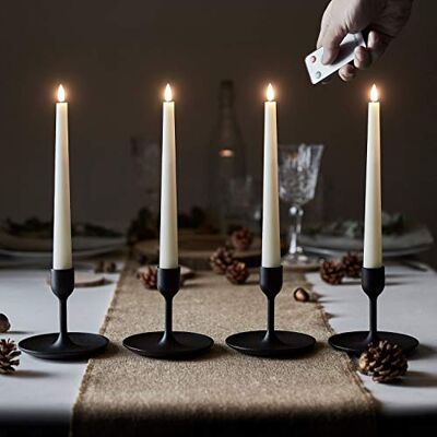 Lights4fun Conjunto de 4 velas LED TruGlow® a pilhas em cera branca com pavio e chama realista e telecomando Lights4fun Conjunto de 4 velas LED TruGlow® a pilhas em cera branca com pavio e chama realista e telecomando