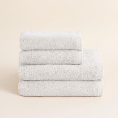 BOHEME Conjunto de 4 Toalhas de Duche Serenity Branco 2(50x100) + 2(70x140) 100% Algodão Penteado 600 g/m² Suaves, Absorventes e de Secagem Rápida Laváveis na Máquina Uso Diário Incluye 2(50x100 cm) y 2(70x140 cm). 100% algodón peinado. Su BOHEME Conjunto de 4 Toalhas de Duche Serenity Branco 2(50x100) + 2(70x140) 100% Algodão Penteado 600 g/m² Suaves, Absorventes e de Secagem Rápida Laváveis na Máquina Uso Diário Incluye 2(50x100 cm) y 2(70x140 cm). 100% algodón peinado. Su
