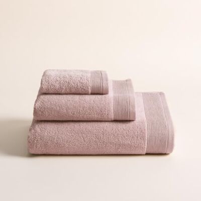 BOHEME Conjunto de 3 toalhas Harmony rosa com toalha de banho grande Inclui 1 (30 x 50 cm), 1 (50 x 100 cm) e 1 (100 x 150 cm). 100% algodão zero Twist 600 g/m². Macio e absorvente. BOHEME Conjunto de 3 toalhas Harmony rosa com toalha de banho grande Inclui 1 (30 x 50 cm), 1 (50 x 100 cm) e 1 (100 x 150 cm). 100% algodão zero Twist 600 g/m². Macio e absorvente.